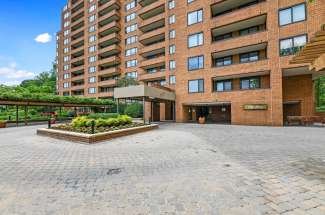 111 Hamlet Hill Unit 1013